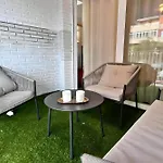 Lejlighed Spacious 3 Bedroom Renovated 500 M From The Beaches