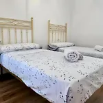 Spacious 3 Bedroom Renovated 500 M From The Beaches Torrevieja