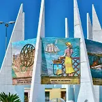 Lejlighed Spacious 3 Bedroom Renovated 500 M From The Beaches *