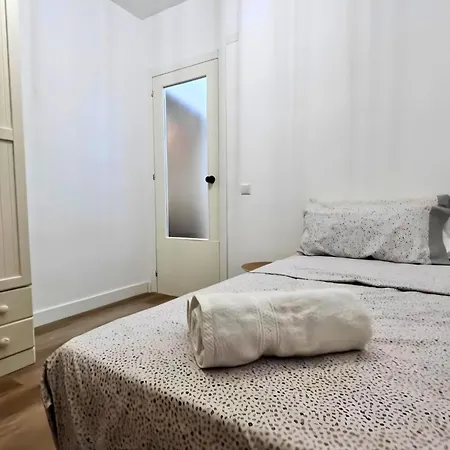 Spacious 3 Bedroom Renovated 500 M From The Beaches Apartamento Torrevieja
