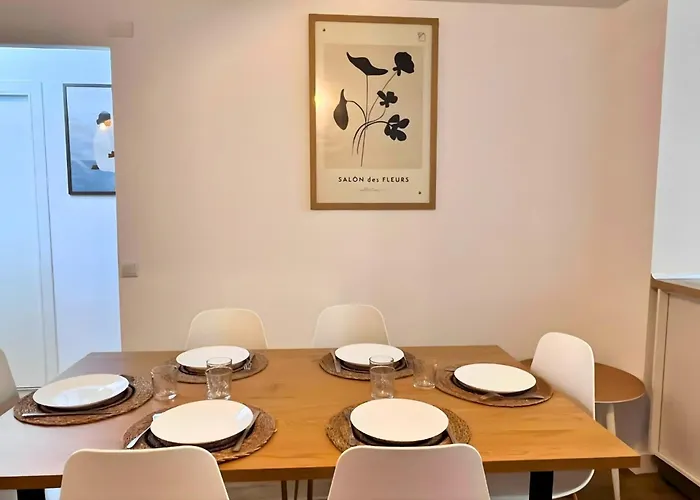 Spacious 3 Bedroom Renovated 500 M From The Beaches Torrevieja