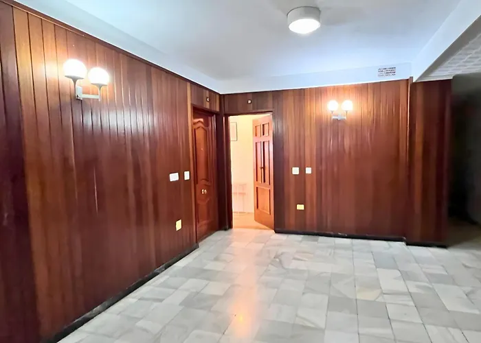 Spacious 3 Bedroom Renovated 500 M From The Beaches Apartment Torrevieja