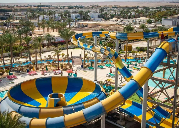 Spacious 3 Bedroom Renovated 500 M From The Beaches Apartment *